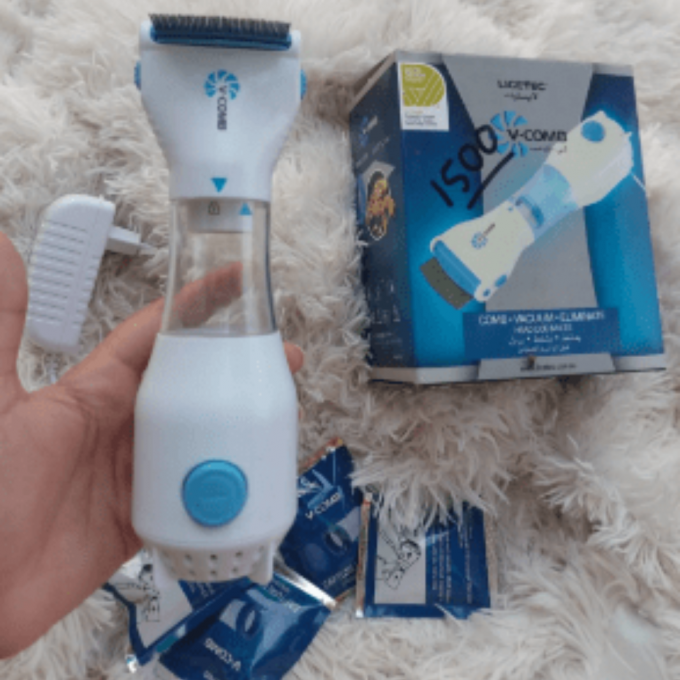 مشط إزالة القمل الكهربائي